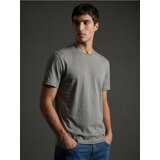 Sinsay Pamučna slim fit majica kratkih rukava | shoptok.hr
