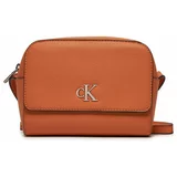 Calvin Klein Jeans Ročna torba Minimal Monogram Camera Bag18 K60K612234 Rjava