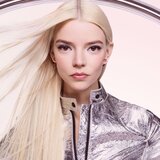 Dior Addict Lip Maximizer sijaj za ustnice za večji volumen odtenek #039 Intense Cinnamon 6 ml | Shoptok.si
