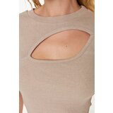 Trendyol Mink Cut Out Detailed Collar Blouse | ePonuda.com