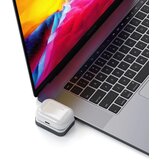 Satechi usb-c bežični punjač za airpods | ePonuda.com