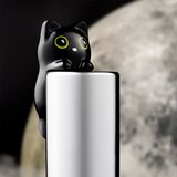 Essence MIDNIGHT MEOW cat-eye bleščeči sijaj za ustnice odtenek 01 Moonlight Spell 9 ml | Shoptok.si