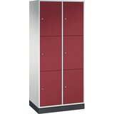 C+P Jeklena omara s predelki z zaklepanjem INTRO, višina predelka 580 mm, ŠxG 820 x 500 mm, 6 predelkov, korpus svetlo siv, vrata rubinasto rdeča | Shoptok.si