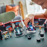 Lego City: Avtomehanična delavnica F1 ter dirkalnika Mercedes-AMG in Alpine | Shoptok.si