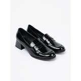 Shelvt Black loafers with heels | ePonuda.com