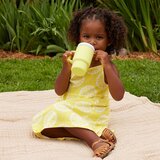 Infantino silikonska čaša 6m+,266ml, žuta | Eponuda.com