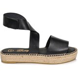 Betty London EBALUIE Crna | shoptok.hr