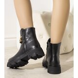 Gemre Black insulated ankle boots with chain Kathlyn | ePonuda.com