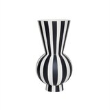OYOY Living Design Bijela/crna ručno izrađena vaza od kamenine (visina 28 cm) Toppu – Cijene