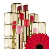 Guerlain KissKiss Shine Bloom bleščečo šminko odtenek 309 Fresh Coral 3,5 g | Shoptok.si