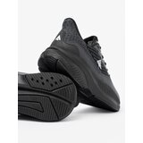 Shelvt Lightweight black sneaker with breathable McArthur upper | ePonuda.com