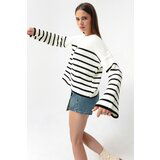 Lafaba Women's White Striped Gold Button Detailed Knitwear Sweater Cene