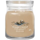 Yankee Candle Sveća Signature Medium, Jantar i sandalovina Cene
