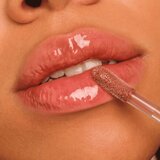 Catrice Filler Supreme Lip Gloss sijaj za ustnice za večji volumen odtenek 090 Say Less, Serve More 3.2 ml | Shoptok.si