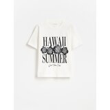 Reserved Ležerni t-shirt s printom - krem | shoptok.hr