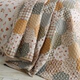 Catherine Lansfield Rumeno/bež prešito pregrinjalo 220x230 cm Floral Patchwork – | Shoptok.si