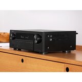 Denon AVR-X1800HDAB crna 7,2 kanalna 8K 175W AV-sprejemnik z vgrajenim sistemom HEOS® in DAB+. | Shoptok.si