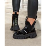 Resti Black women's patent leather insulated Eratra boots | ePonuda.com