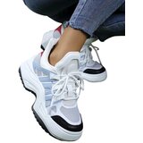 Resti Women's sporty sneakers on a thicker sole Loness | Shoptok.si