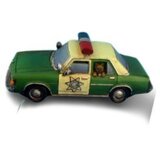 Dekorativna figura policijski auto ( 81/22524 ) Cene
