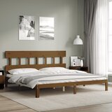 vidaXL Posteljni okvir z vzglavjem medeno rjav 200x200 cm trden les Cene
