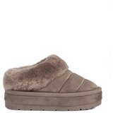 Shelvt Beige low slip-on snow boots for women with fur | ePonuda.com