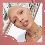 Maybelline SuperStay Vinyl Ink dolgoobstojna tekoča šminka 15 PEACHY 4,2 ml | Shoptok.si
