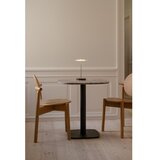 UMAGE Željezna LED stolna lampa s USB priključkom u srebrnoj boji sa staklenim sjenilom (visina 31 cm) Asteria Move – | shoptok.hr