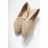 LuviShoes Women's Cream Knitted Flat Shoes