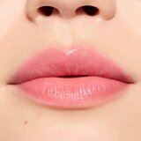 MAC Cosmetics Glow Play Lip Balm hranilni in vlažilni balzam za ustnice odtenek Smile 3.14 g | Shoptok.si