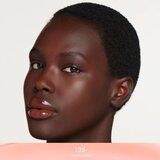 Gucci Beauty Gloss à Lèvres sjajilo za usne za veći volumen nijansa 135 Laura Latte 6.5 ml | shoptok.hr