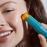 KIKO Milano Sun Protection Invisible Stick zaštitni hidratantni stik za lice i tijelo SPF 50 10 g | shoptok.hr