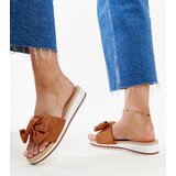 Gemre Mikhail's brown low wedge sandals | Shoptok.si