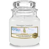 Yankee Candle Sveča Yankee Classic small snow globe wonderland 1721033E | Shoptok.si