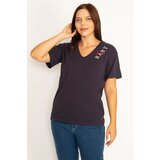 Şans Women's Plus Size Navy Blue V-Neck Embroidery Detailed Blouse Cene