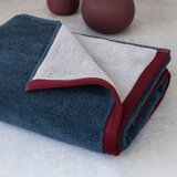 Mette Ditmer Denmark Temno modra/siva frotirna brisača iz organskega bombaža 50x90 cm Soft – | Shoptok.si