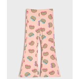 Sinsay Flare hlače s uzorkom Pusheen The Cat | shoptok.hr