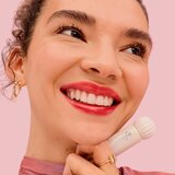 Benefit Splashtint tekući ruž za usne nijansa 09 Isle Style 6 ml | shoptok.hr