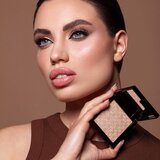 Mia Cosmetics Light Builder kompaktni pudrasti osvetljevalec odtenek 04 Zoom 9 g | Shoptok.si