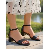 Resti Women's SoftHeels Low Heel Sandals Cijene