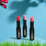Flormar Lightweight Lip Powder Lipstick dolgoobstojna šminka z mat učinkom odtenek 009 Fall Rose 3 g | Shoptok.si