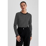 Defacto Regular Fit Crew Neck Long Sleeve T-Shirt | shoptok.hr