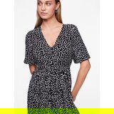 Pieces Obleka 'TALA' črna / off-bela | Shoptok.si