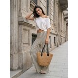 Sinsay Pamučna bluza s V-izrezom i uvijenim donjim dijelom | shoptok.hr
