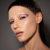 Danessa Myricks Beauty Twin Flames bleščeča tekoča senčila za oči odtenek Star Ruby 2.5 ml | Shoptok.si