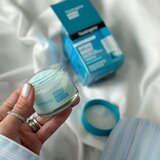 Neutrogena hydro Boost® water gel normal to combination skin vlažilni gel za normalno in mešano kožo 50 ml za ženske | Shoptok.si