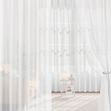 PONY DANCE bele zavese z nabornim trakom – 245 × 140 cm, komplet 2 kosov odprta embalaža | Shoptok.si