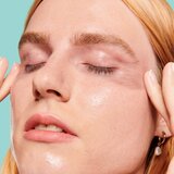 Benefit The POREfessional GET UNBLOCKED ulje za čišćenje i skidanje make-upa za zaglađivanje kože lica i smanjenje pora 147 ml | shoptok.hr