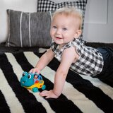 BABY EINSTEIN Neptune the Turtle™ Curious Car autić sa zvečkom 3 m+ 1 kom | shoptok.hr