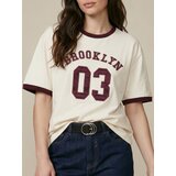 Sinsay Pamučna majica s izvezenim tekstom Brooklyn | shoptok.hr